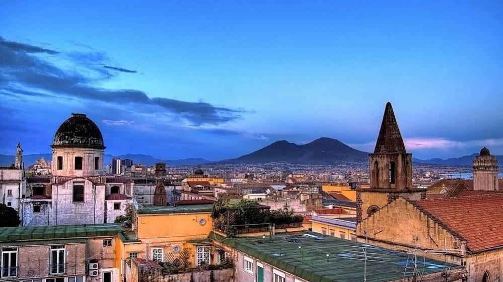 Appartamento Toledo Napoli Bagian luar foto